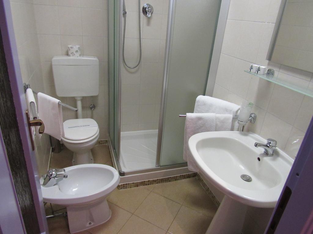 Hotel Elite San Mauro Torinese Zimmer foto