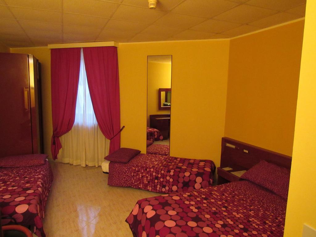 Hotel Elite San Mauro Torinese Zimmer foto